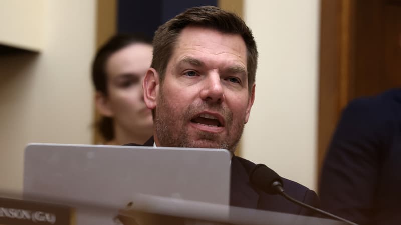 Accusé de violence sexuelles, l'élu démocrate Eric Swalwell se retire de la course au poste de gouverneur de Californie