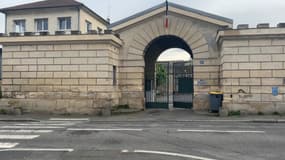 Le centre pénitentière de Caen où travaillaient les agents tués dans l'attaque du convoi mardi. 