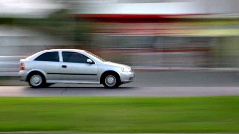 Il bat le record du monde de vitesse automobile en tant qu'aveugle