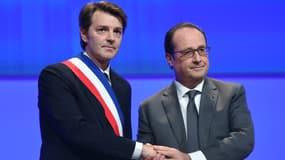 François Baroin et François Hollande s'échauffent au salon des maires pour la présidentielle.