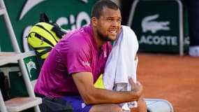 Jo-Wilfried Tsonga, battu au premier tour