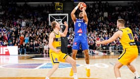 Elie Okobo lors de France-Bosnie le 24 février 2025