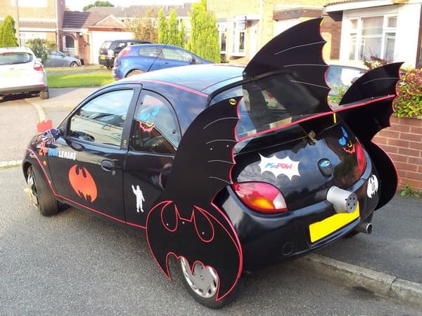 Tirelire Batman avec sa batmobile - Tirelires