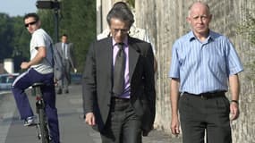En 2002, Patrick Henry (à droite) avait été arrêté en Espagne en possession de drogue, brisant les conditions de sa liberté conditionnelle.