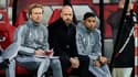 Christian Poulsen (à gauche) et le staff de l'Ajax