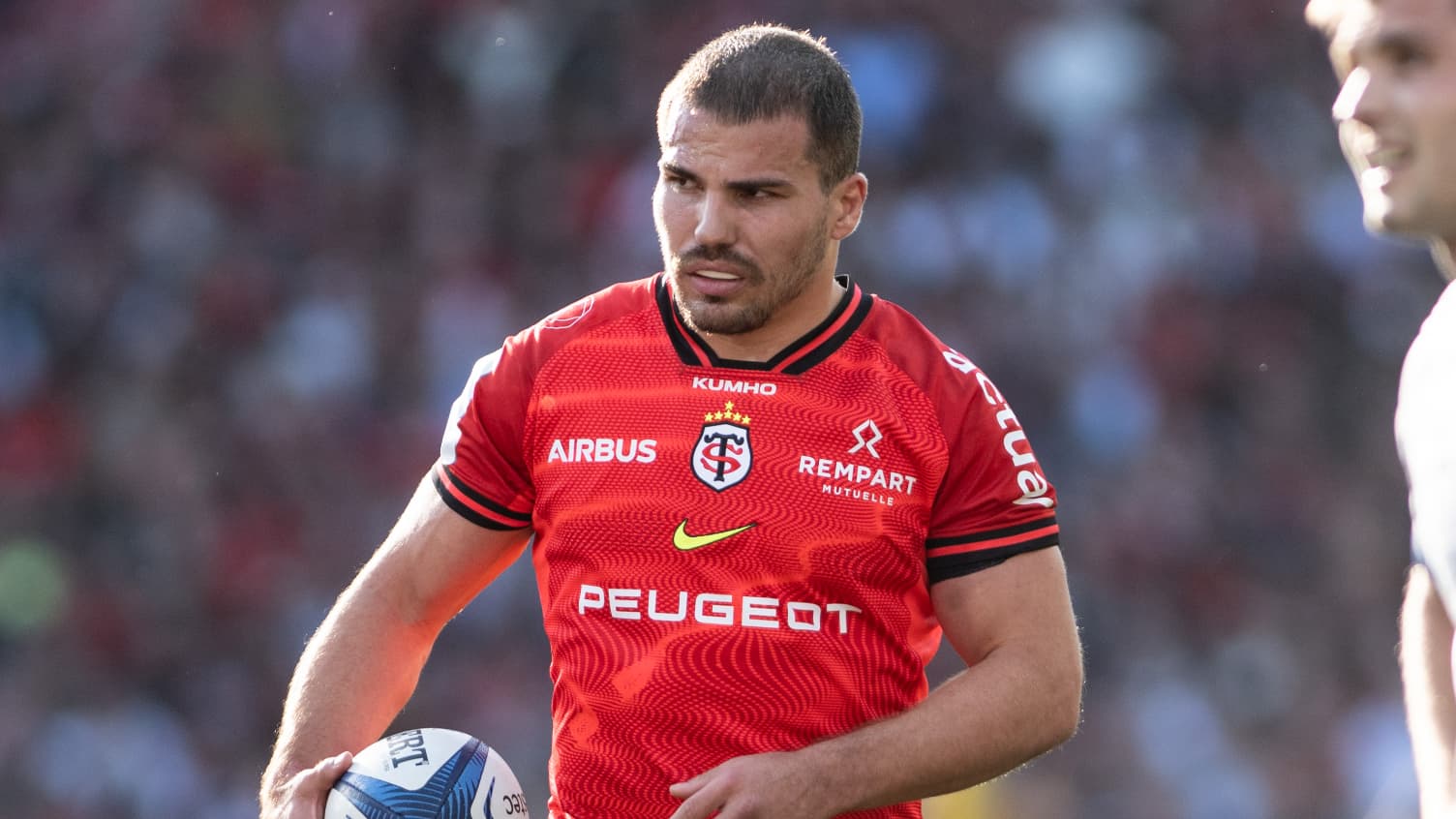 Blessure d'Antoine Dupont : le demi de mêlée de Toulouse forfait pour un match clé