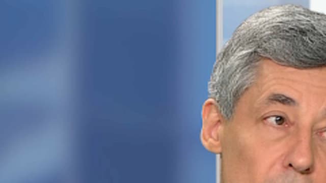 Henri Guaino se lance dans la course à la présidentielle;