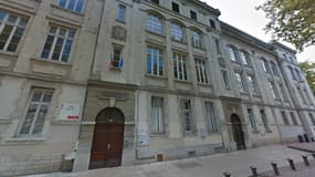 Façade du collège Raoul-Dufy à Lyon (3e arrondissement)