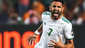 La joie de Riyad Mahrez après son coup franc face au Nigéria