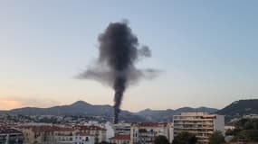 Un feu d'habitation place de la Brigue à Nice, ce dimanche 7 septembre 2025.