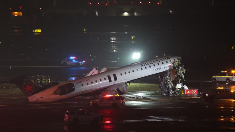 Tous les vols ont été annulés ou retardés: l'aéroport de LaGuardia à New York fermé en "urgence" après une collision entre un avion et un véhicule