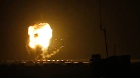 L'armée israélienne a indiqué ce samedi avoir mené des frappes aériennes contre des "cibles terroristes" dans la bande de Gaza