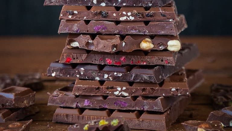 Pourquoi manger du chocolat peut vous rendre plus intelligent?