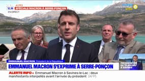 "Cela ne veut pas dire que tout doit s'arrêter": Emmanuel Macron justifie son déplacement dans les Hautes-Alpes 