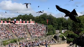 Le spectacle "Le bal des oiseaux fantômes" au parc d'attractions Le Puy du Fou, aux Epesses, le 14 août 2018. 