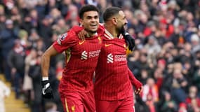 Luis Diaz et Mohamed Salah avec Liverpool, le 16 février 2025.