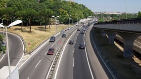 Le périphérique urbain à Rome le 27 juin 2012. 