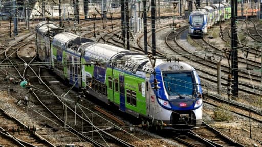 Selon le quotidien Sud Ouest, le corps serait celui d'un homme de 41 ans, et le train était immobilisé pour avarie depuis plusieurs mois en banlieue parisienne avant son départ pour réparation à Saintes (photo d'illustration)