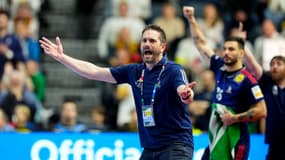 Le sélectionneur des Bleus Guillaume Gille lors du tour principal de l'Euro de handball, 18 janvier 2024