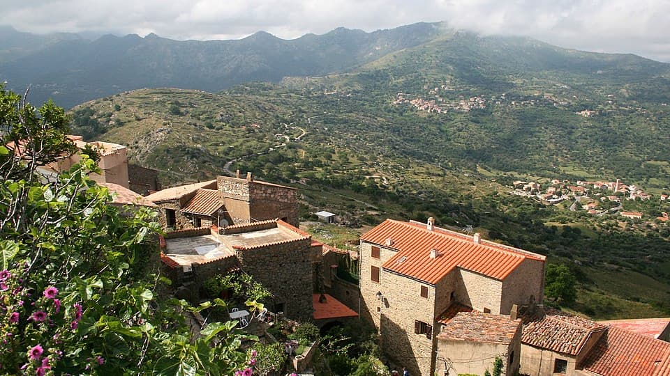 Sant'Antonino en Corse. 