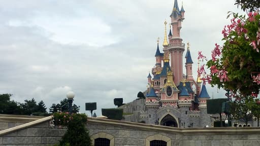 Le parc de Disneyland Paris.
