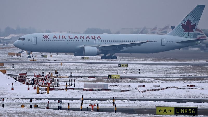La flotte d'Air Canada était jusqu'à présent composée d'autant de Boeing que d'Airbus.