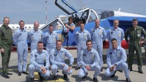 Tom Cruise a rencontré la Patrouille de France à l'occasion de la sortie de Top Gun Maverick