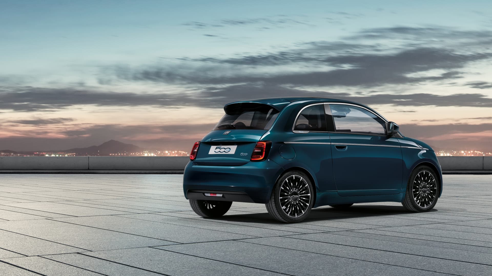 The Fiat 500E.