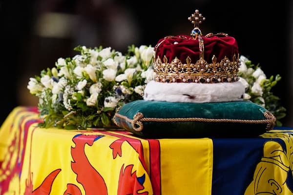 Le cercueil de la reine, le 12 septembre Ã  Edimbourg.