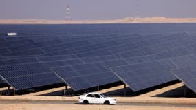 Le parc solaire Al Dhafra Solar Photovoltaic (PV) Independent Power Producer (IPP), aux Émirats arabes unis, le 30 janvier 2023.
