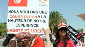Le 9 août à Tunis, les femmes manifestaient déjà leur mécontentement face à cette proposition de constitution