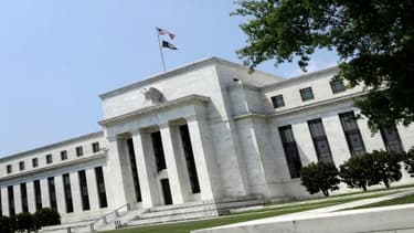 Les Etats-Unis ont réalisé un excédent budgétaire historique au mois de juin .