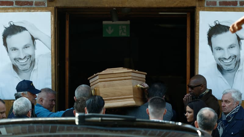 "On n'a pas envie de te dire au revoir, mais on va te dire merci", les mots émouvants de Jean Dujardin aux obsèques de Bruno Salomone