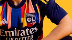 Maillot third de l'OL, inauguré pour l'Olympico