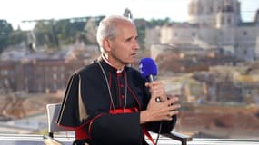 Le cardinal Jean-Pierre Vesco ce vendredi 9 mai 2025 sur le plateau de BFMTV à Rome.