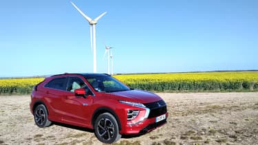 Mitsubishi a lancé l'Eclipse Cross PHEV pour remplacer son best-seller depuis près d'une décennie, l'Outlander hybride rechargeable.