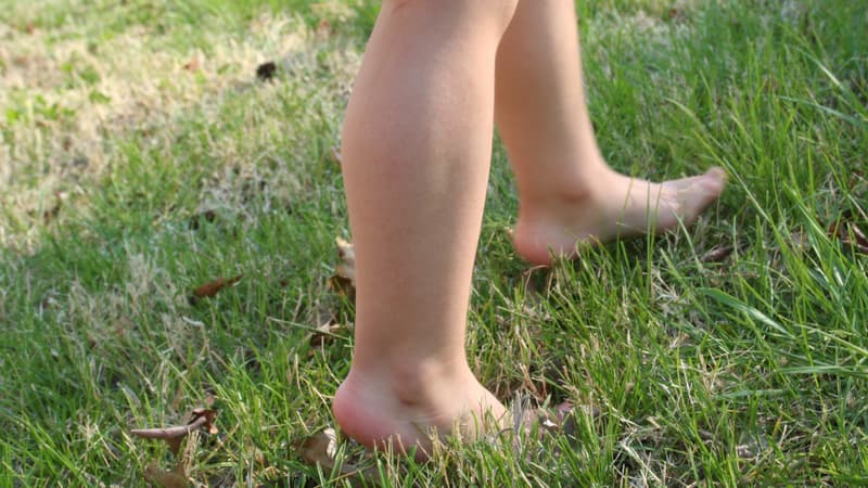Fortes chaleurs: comment éviter d'avoir les mains et les pieds qui gonflent avec la hausse des températures?