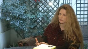 Adelaïde Bon se confie dans La petite fille sur la banquise.
