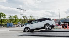 Un Peugeot 3008 avec le moteur essence 1,2 litre de 130 chevaux faisait partie du protocole de tests pour évaluer l'effet "surconsommation" des ralentisseurs.