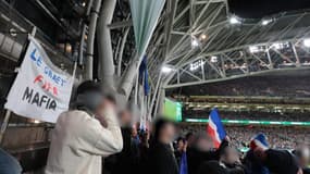 "Le Graët, Fifa, Mafia", la banderole contre Le Graët et la Fifa retirée du parcage français en Irlande, lundi