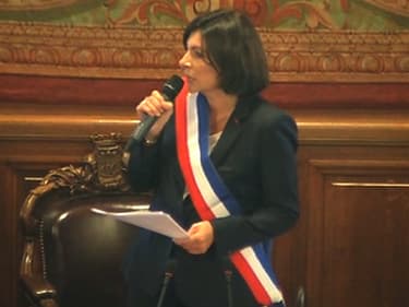 Anne Hidalgo à la mairie de Paris le 5 avril 2014.