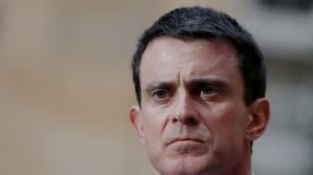 Manuel Valls reconnaît des failles dans la surveillance de l'un des terroristes de Saint-Etienne-du-Rouvray.