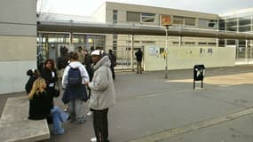 Les élèves et les enseignants du lycée Utrillo de Stains s'insurgent contre la nomination d'un ancien gendarme au poste de proviseur adjoint