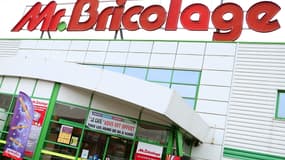 Mr Bricolage a un parc de 781 magasins, franchises comprises. 