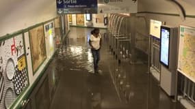 Une vingtaine de stations de métro ont été inondées dimanche soir.