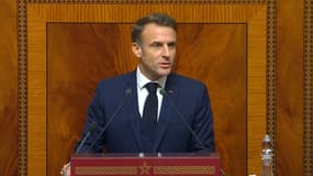 Emmanuel Macron lors de son discours devant le Parlement marocain à Rabat au Maroc