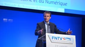 Emmanuel Macron à la Bourse du travail à Lyon le 13 octobre 2015.