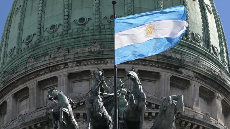 Propagande, photographies… Des documents nazis découverts dans les archives de la Cour suprême argentine thumbnail