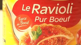 Une boîte de raviolis Panzani.