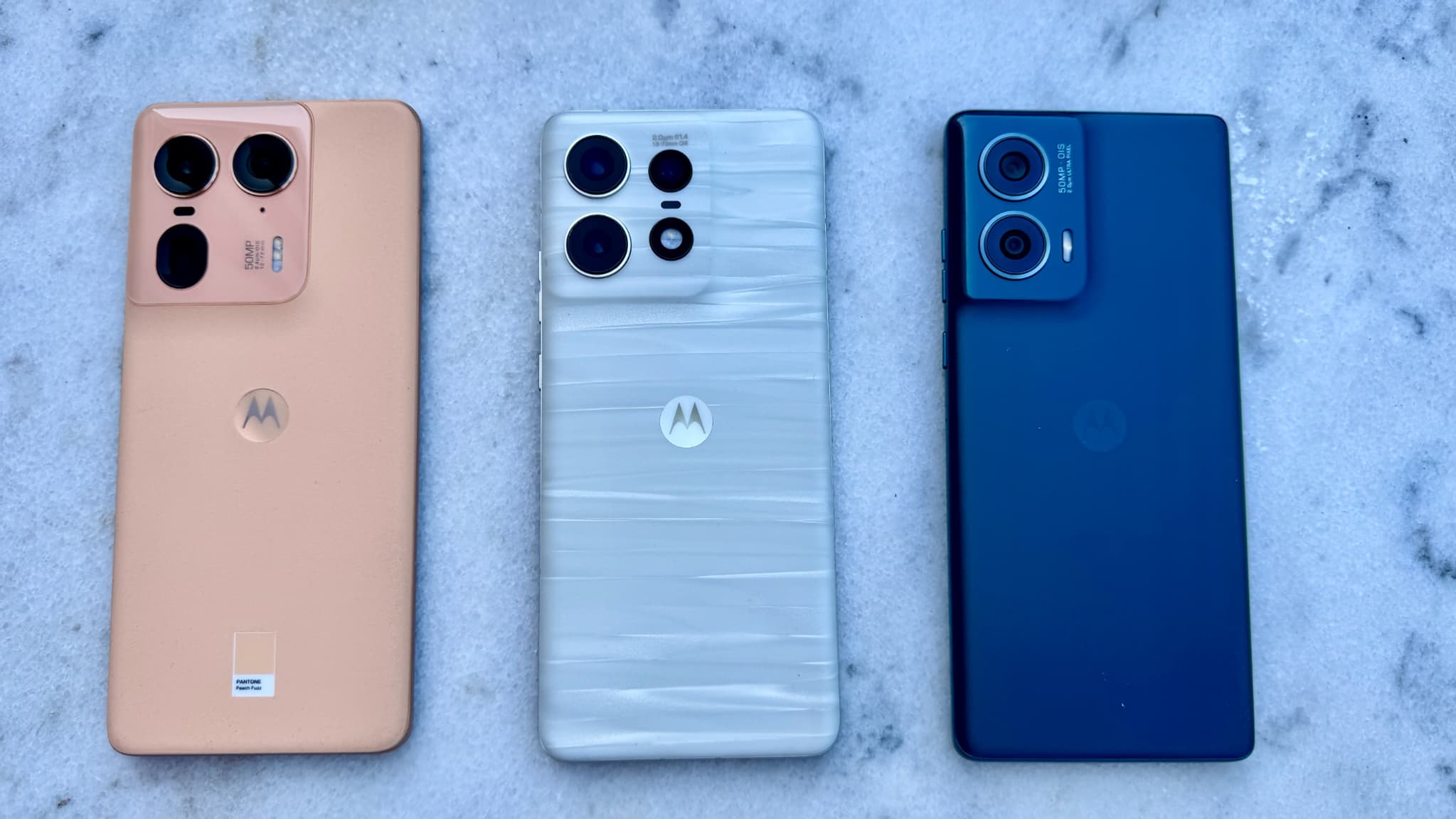 De gauche à droite : les Motorola Edge 50 Ultra, Pro et Fusion De gauche à droite : les Motorola Edge 50 Ultra, Pro et Fusion